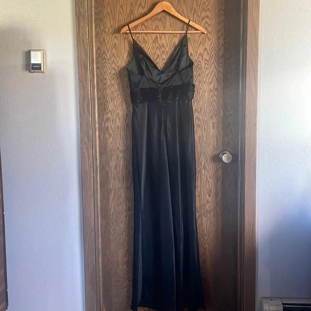 Black Gown ABS 4